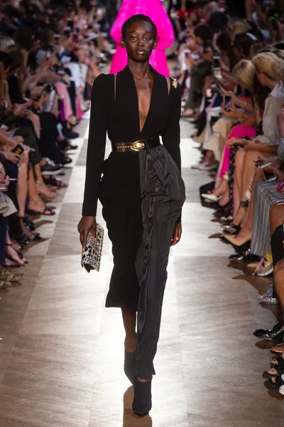Look 7